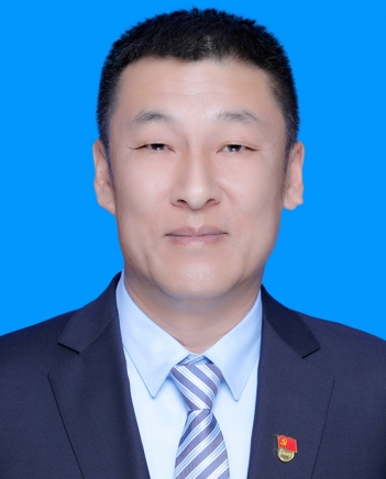 黄刚 党委副书记、、总经理