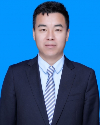 王学东 财政总监