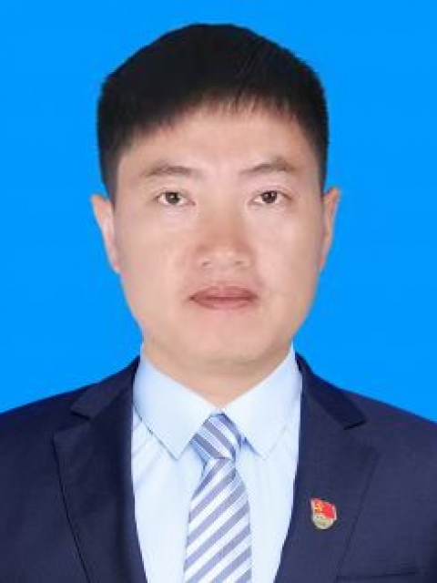吴祥好 党委委员、、、副总经理