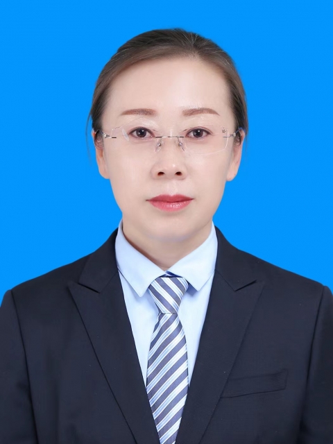 白霞 副经理